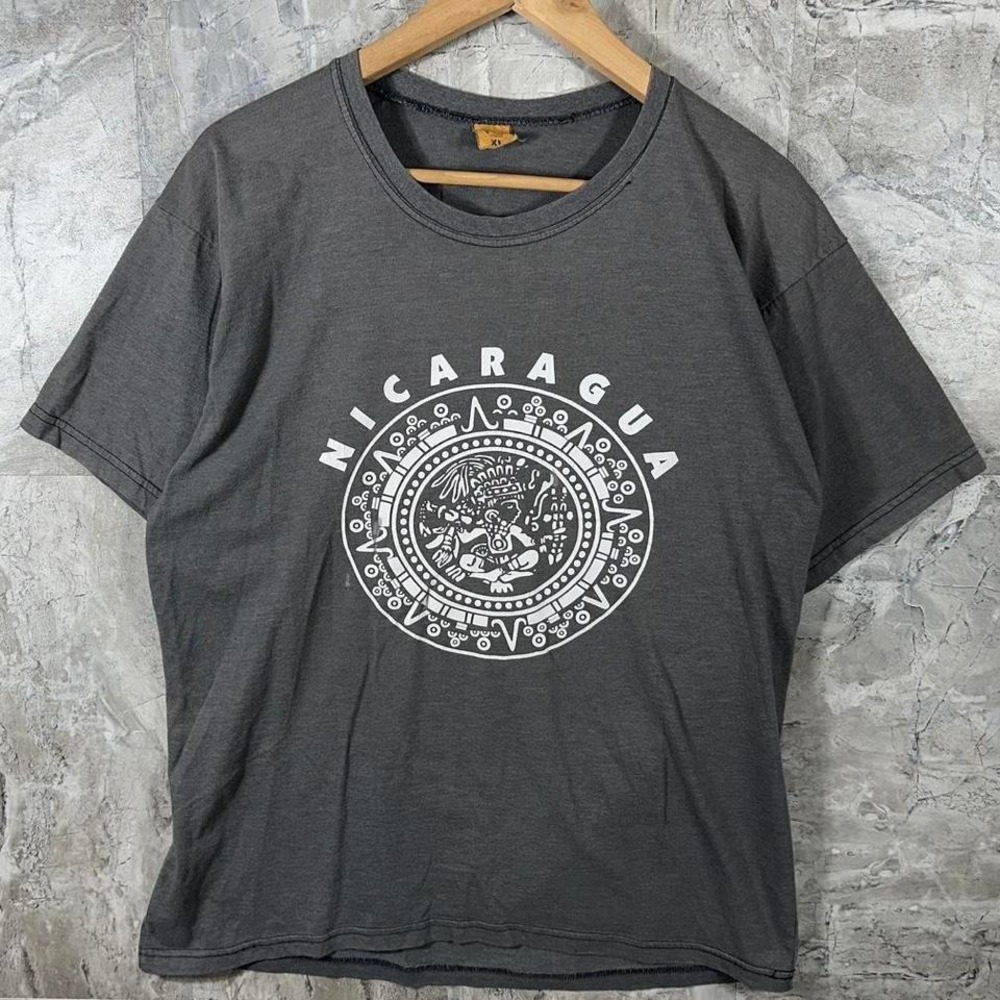 Vintage Nicaragua grey t-shirt with Aztec design Mens Size XL  #nicaragua #aztec